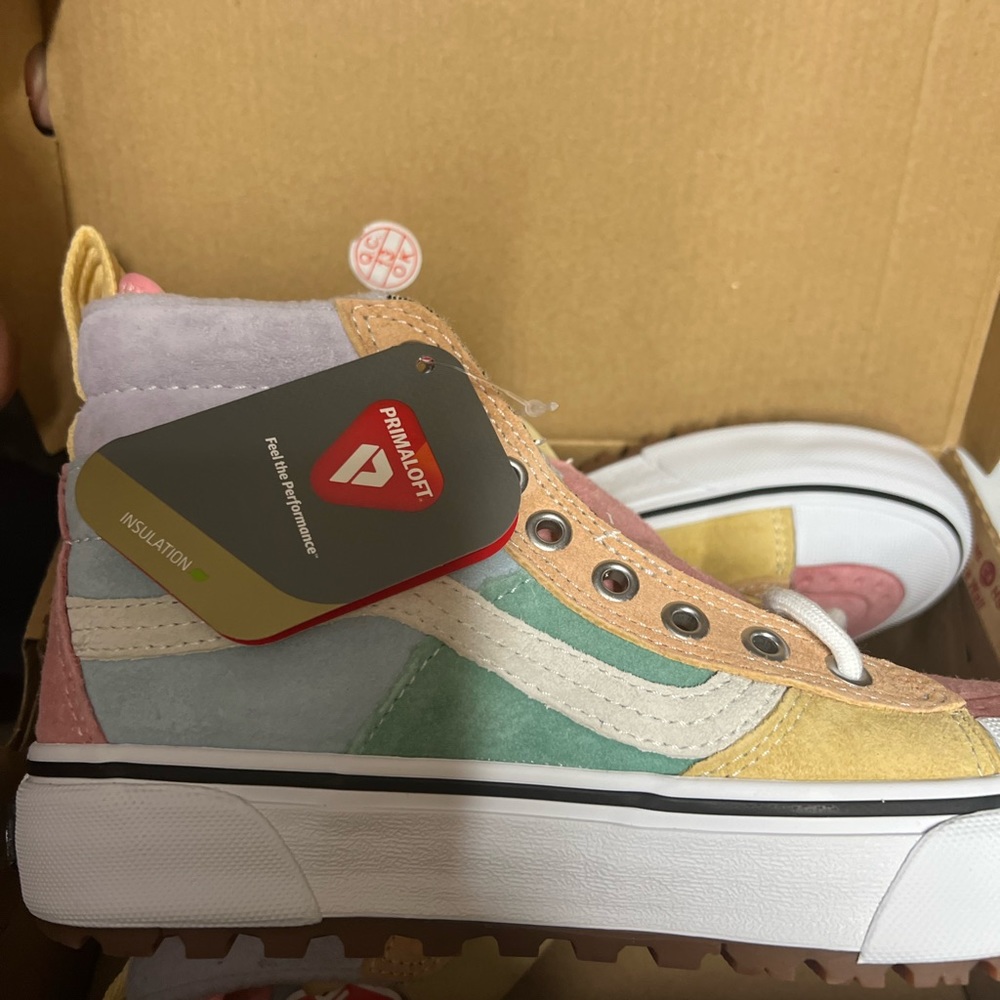 NWT vans size 6.5 sk8 -HI mte 2  MTE pastel multi